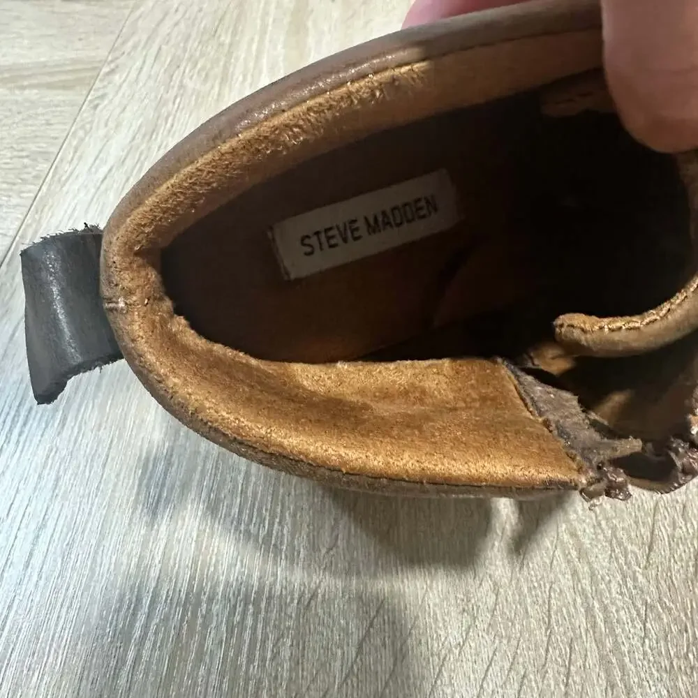 Steve Madden zip classic